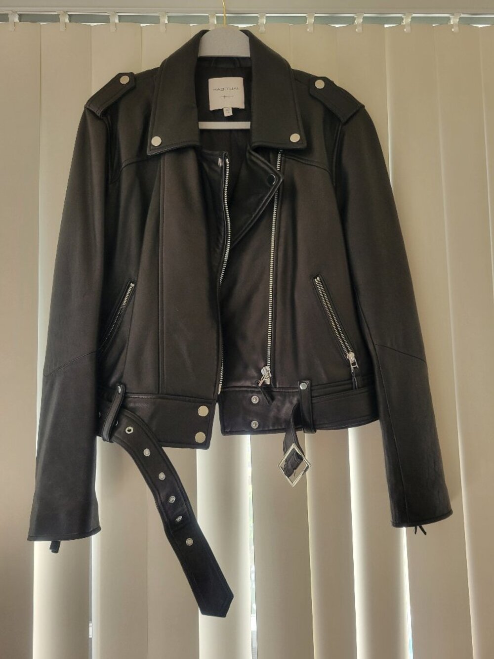 HABITUAL Leather Jacket Size Large